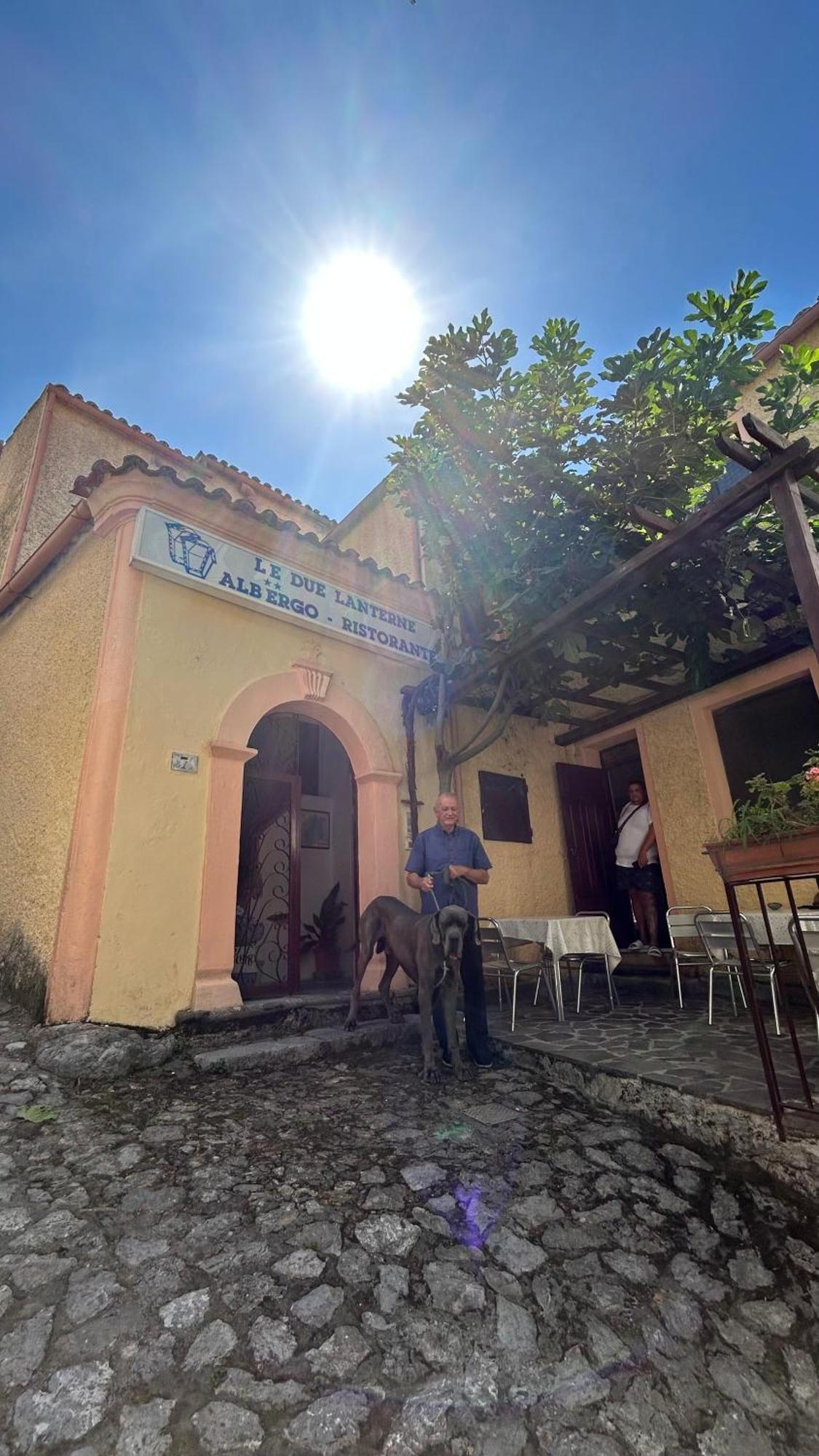 Le Due Lanterne Hotel Aieta Bagian luar foto